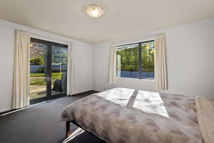 39 Hewson Crescent Lake Hawea_6