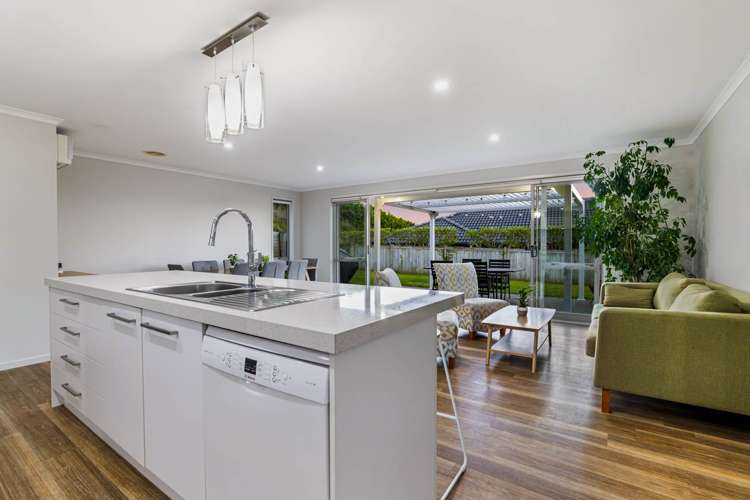 48 Beachwood Drive Hatfields Beach_12