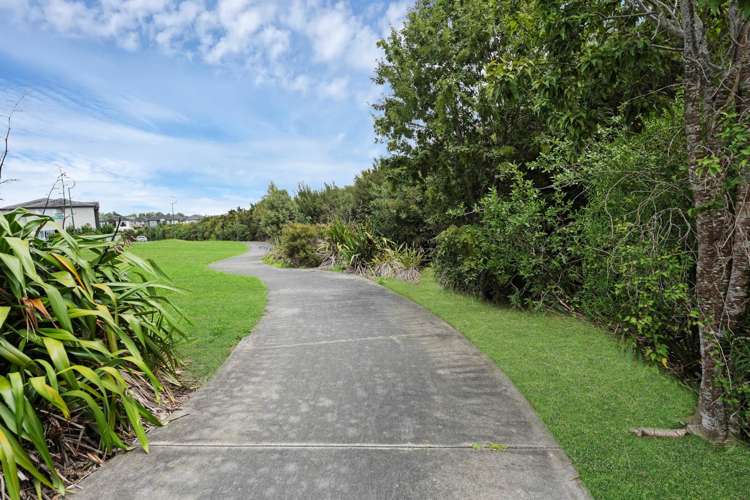 6 Barnesmore Road Flat Bush_9