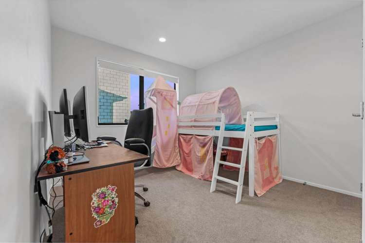 25 Cooladawson Drive Flat Bush_11