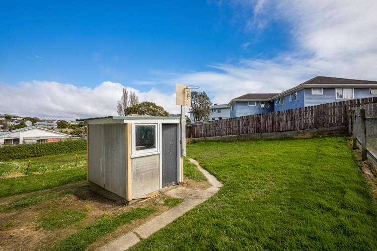 301-303 Warspite Avenue Waitangirua_25