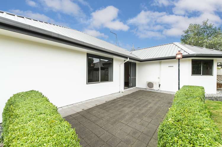 8 Oldham Place Darfield_14