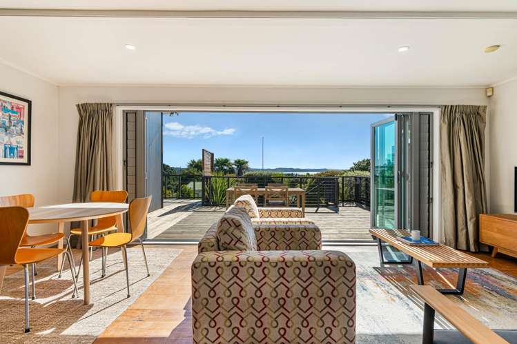 93 Wade River Road Stanmore Bay_8