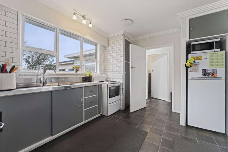 20 Egmont Street Hawera_4