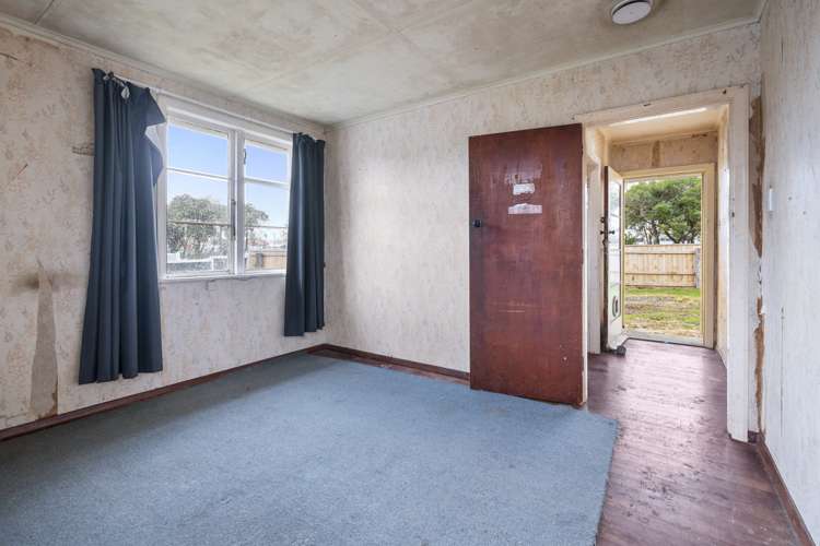 35 Railway Road Bunnythorpe_7