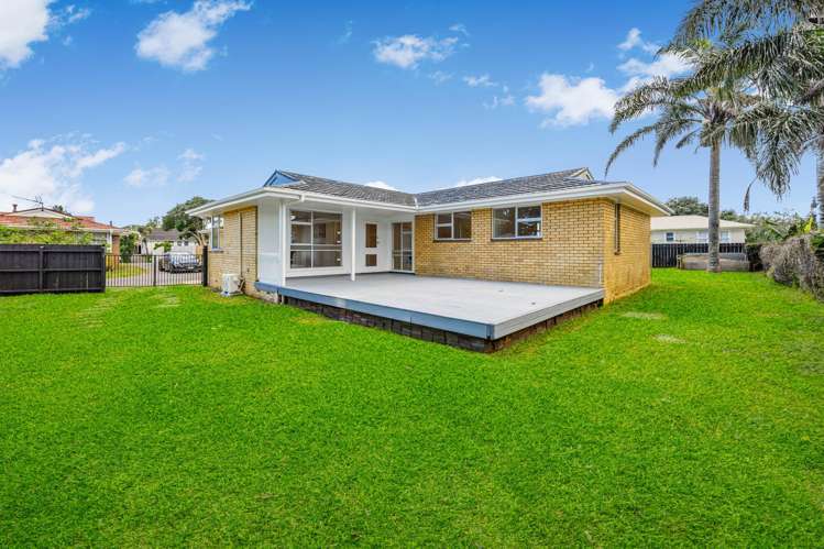 23 Eccles Place Otara_14