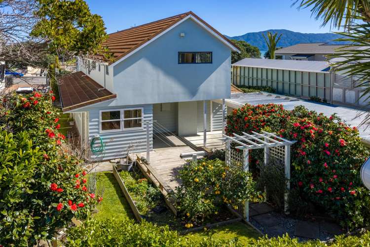 9 Marine Parade Paraparaumu Beach_23