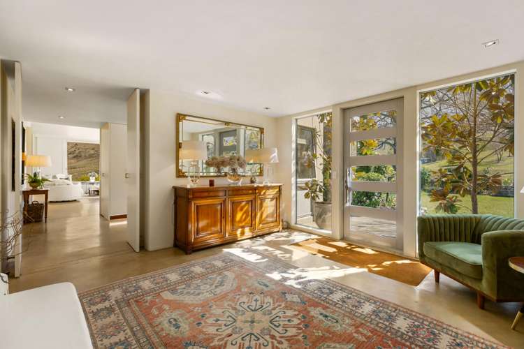 375 Littles Road_4