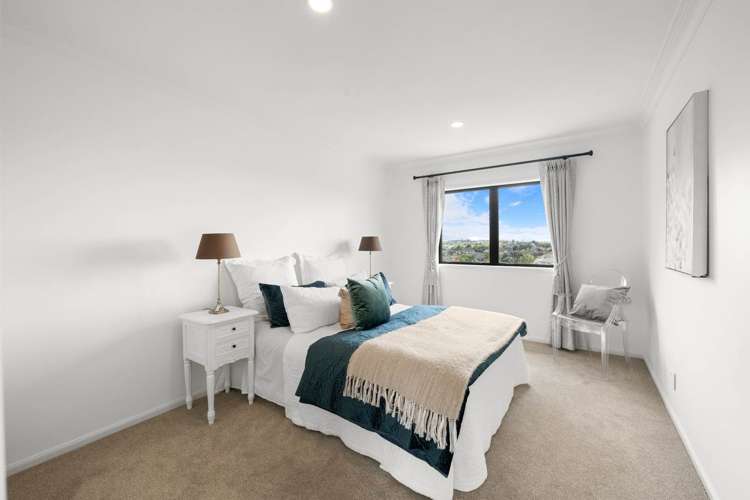 216 Whitford Road Shamrock Park_30