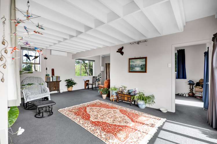 1043 South Road Omata_11