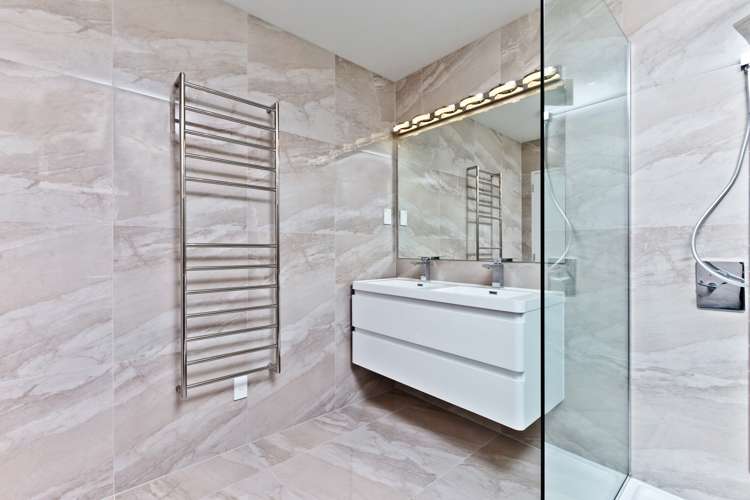 100 Colonial Drive Silverdale_17