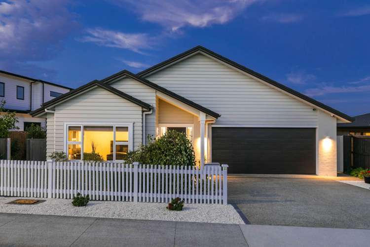 64 Colonial Drive Silverdale_40