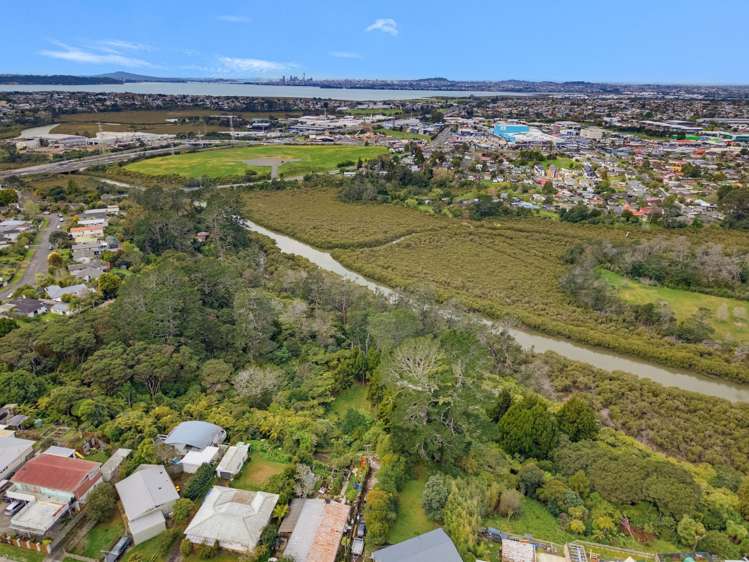 1/30 Chorley ave Massey_17