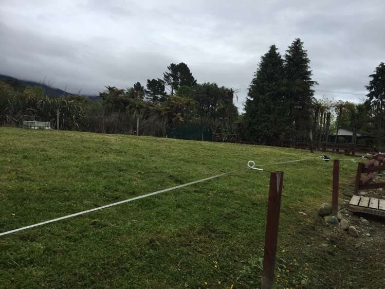 5 Chamberlain Street Waimangaroa_25