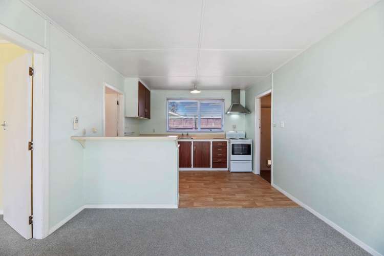 2/4 Weld Street Blenheim Central_6