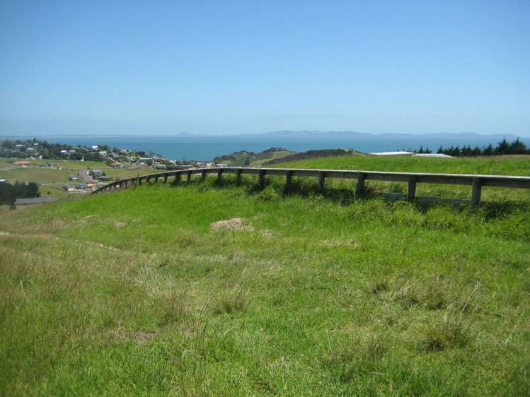 40 Pekama Drive Cable Bay_5