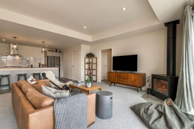 15/15A Toni's Terrace Lower Shotover_3