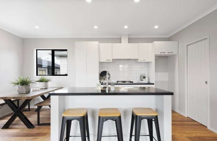 112a Broadway Waitara_5