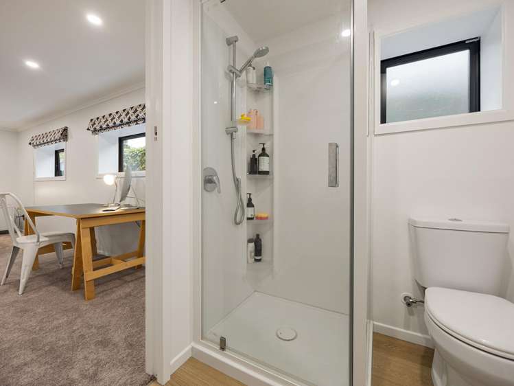 6 Charmaine Crescent Chartwell_18