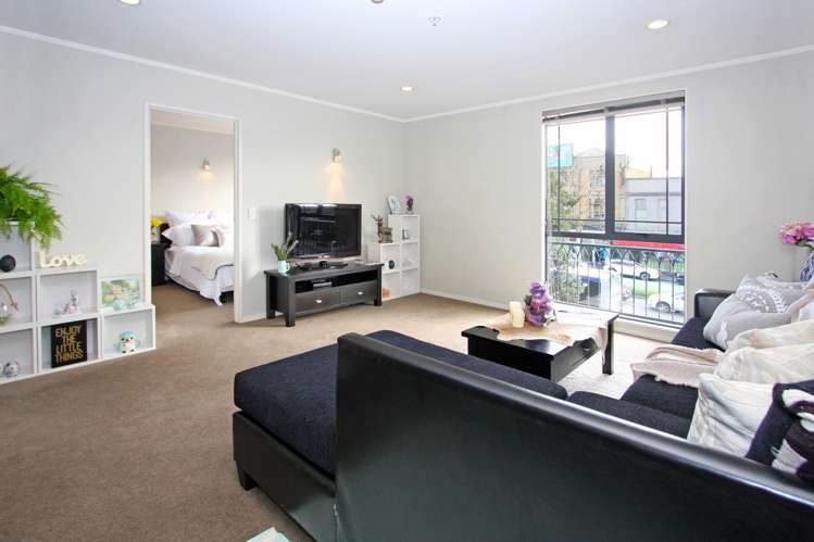 214/184 Symonds Street Eden Terrace_1