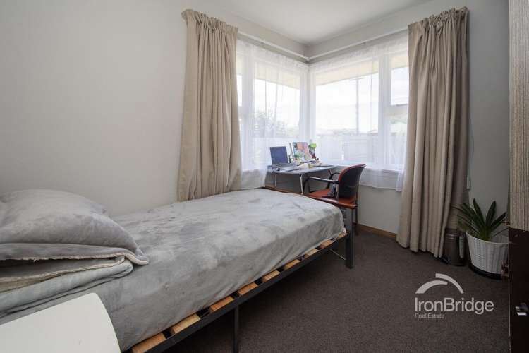 167 Gayhurst Road Dallington_7