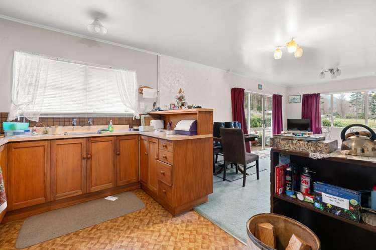 5421 Masterton Castlepoint Rd, Tinui_6