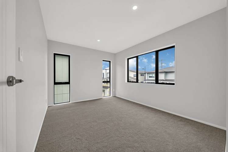 9 & 11 Kapeta Lane Karaka_16