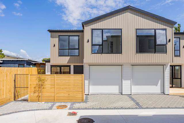 Brand-New Brilliance in Papatoetoe Golden Circle!