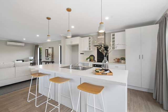 11 Wescombe Grove Feilding_4