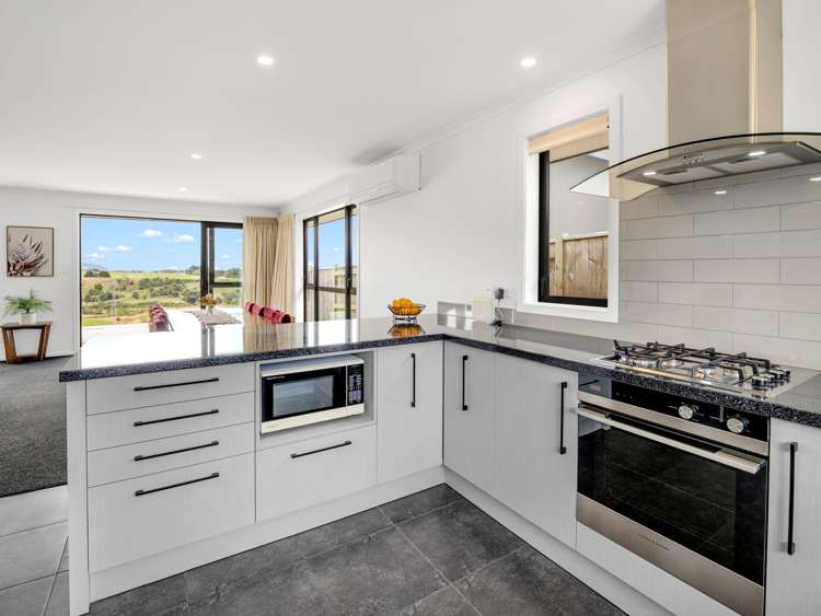 36 Varsity Heights Fitzherbert_17