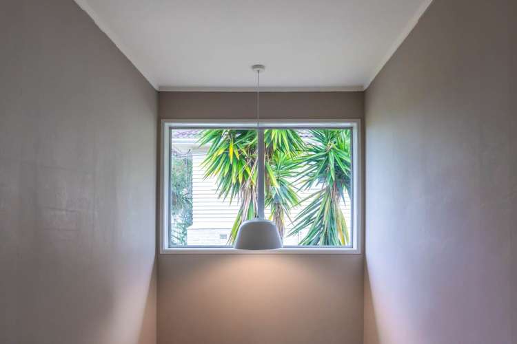 2/10 Bay Road Saint Heliers_13