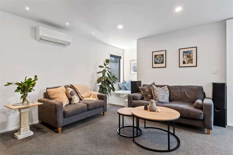 17 Drayton Drive Mount Pleasant_17