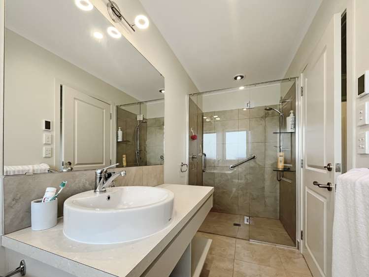 5 Pukenamu Road 2774_12