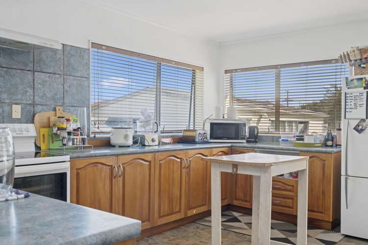 48 Robinson Avenue Holdens Bay_9