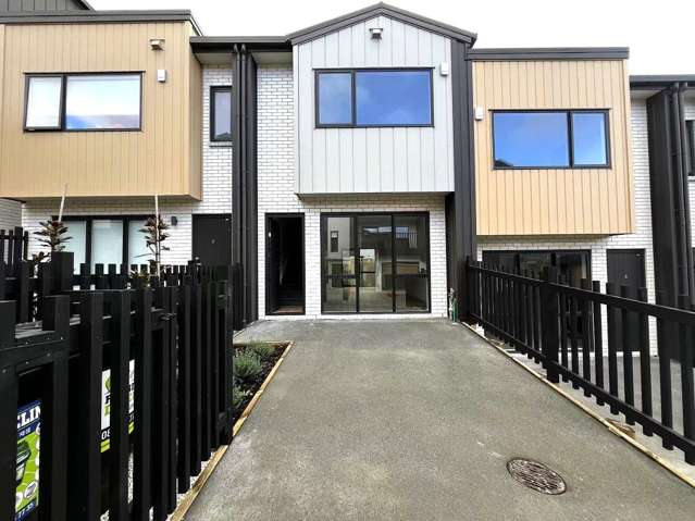 5 Irwin Lane Windsor Park_1