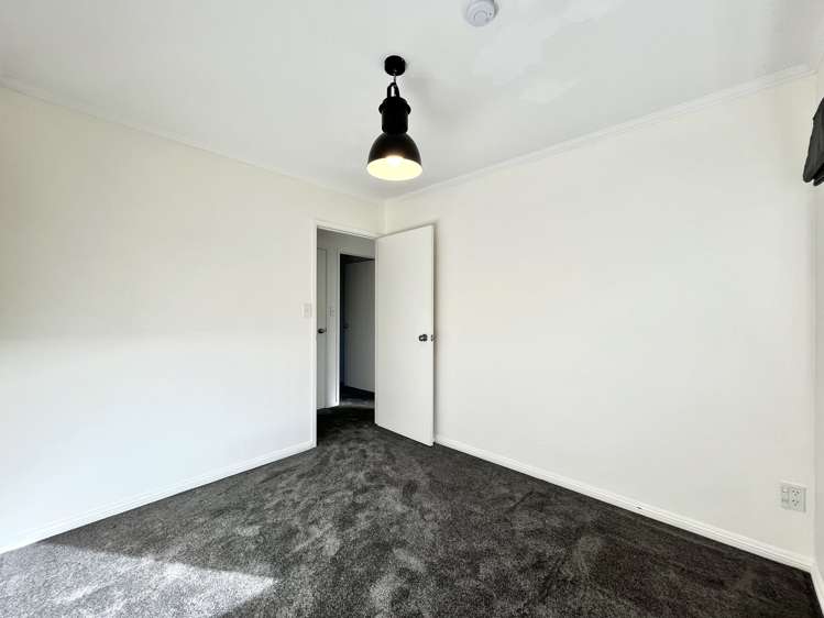 1 Forest Glen Orewa_12