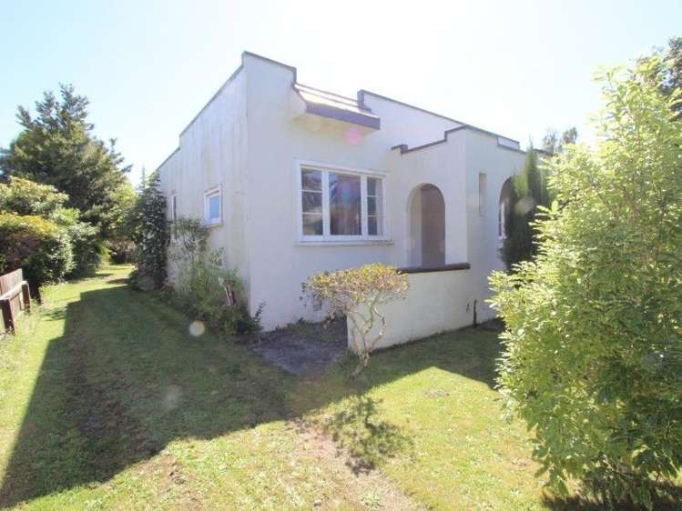 188 Main Street Pahiatua_13