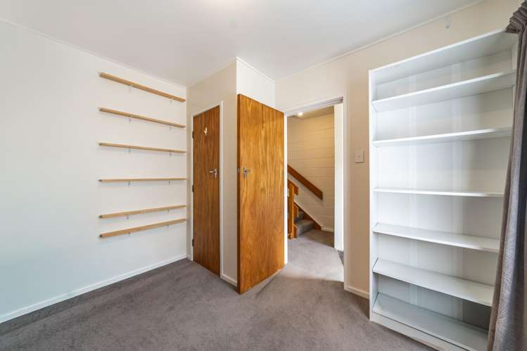 4/23 Collins Avenue Tawa_14