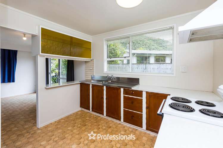 33 Larchmont Grove Totara Park_8