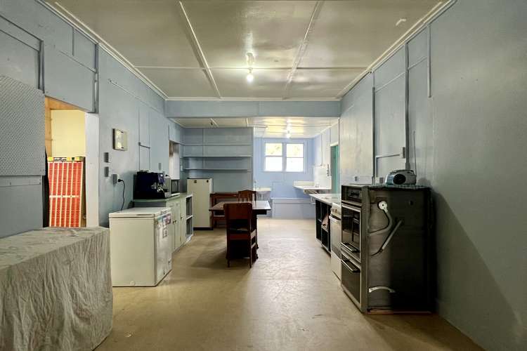 56 McGill Street Waimangaroa_11