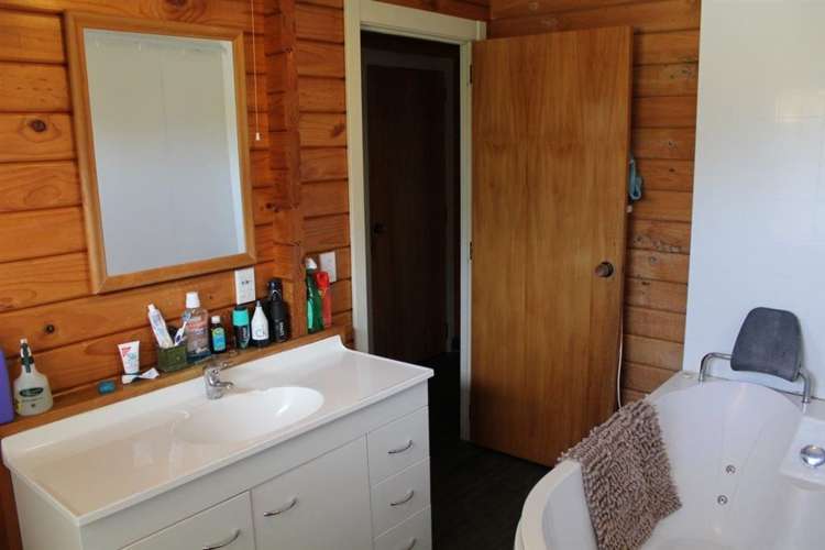 14 Coleridge Street Hanmer Springs_12