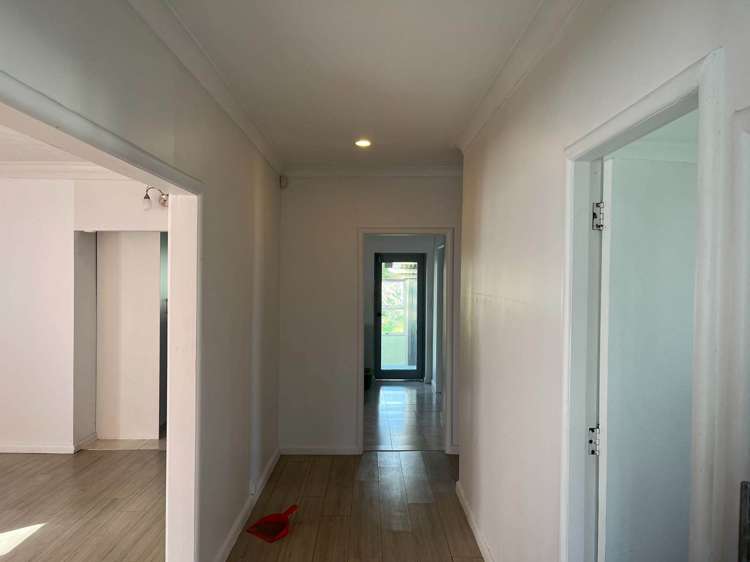 98 Portage Road New Lynn_8