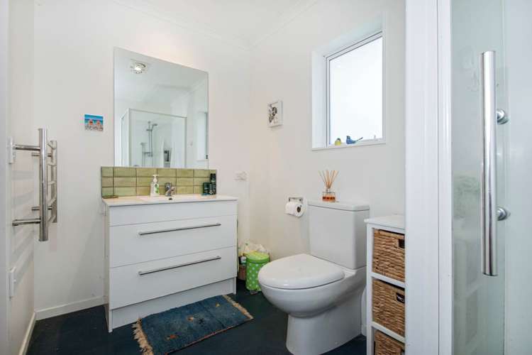 46 Beach Road Onerahi_6