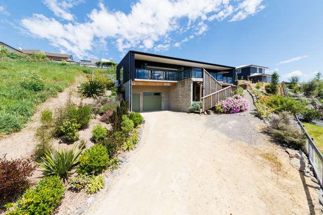 121 Cashmere Drive Fitzherbert_1