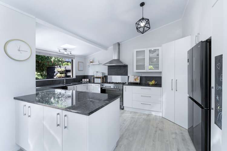 1 Mohua Street Waikanae_2