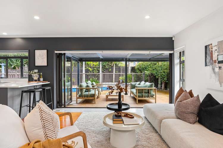 89A View Road Henderson_11