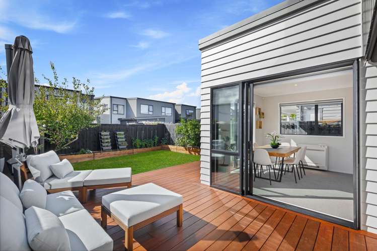 21 Ian Morrison Road_0