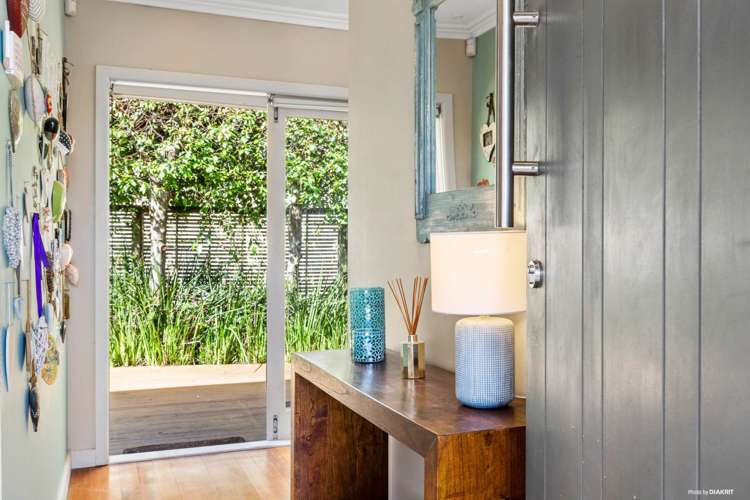 1/87a Kowhai Road Mairangi Bay_18