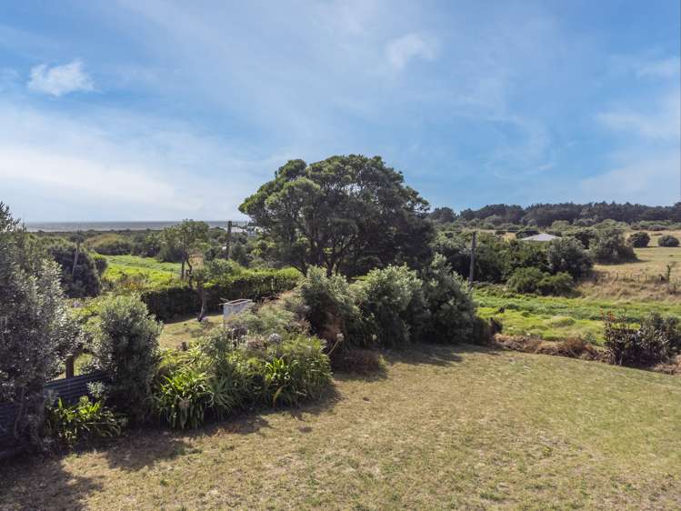 337 Te Horo Beach Road Te Horo Beach_13