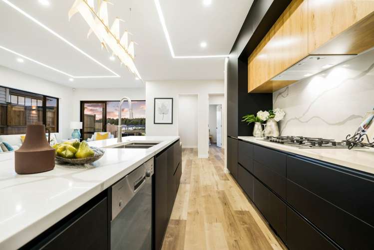 11 Downpatrick Drive Flat Bush_5